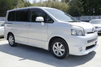 2007 TOYOTA VOXY